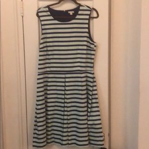 Striped A-line Gap Dress (with pockets!)